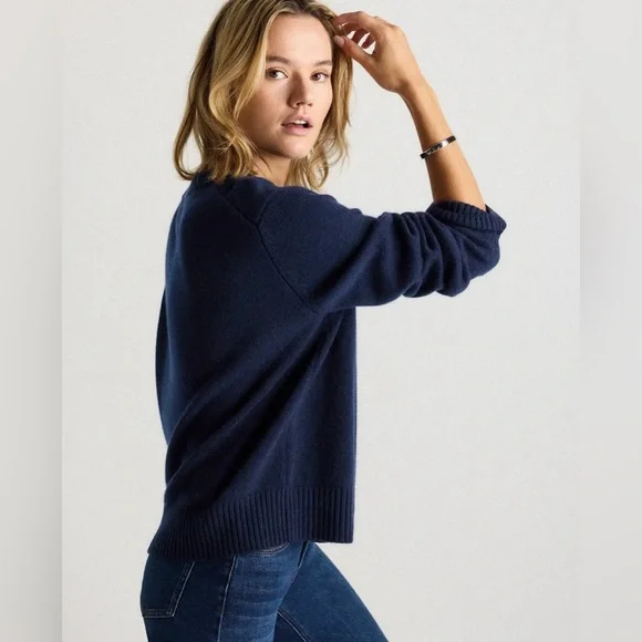 NWT! QUINCE Mongolian Cashmere Oversized Crewneck Sweater True Navy Size Medium - Picture 14 of 15